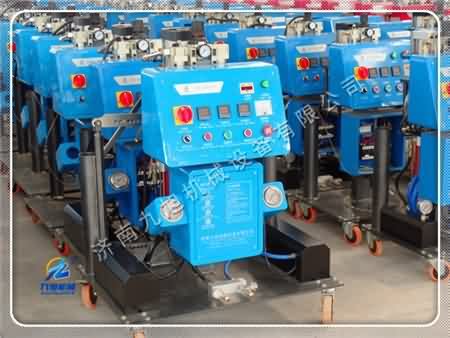 求聚氨酯發(fā)泡機那里的質(zhì)量好？？